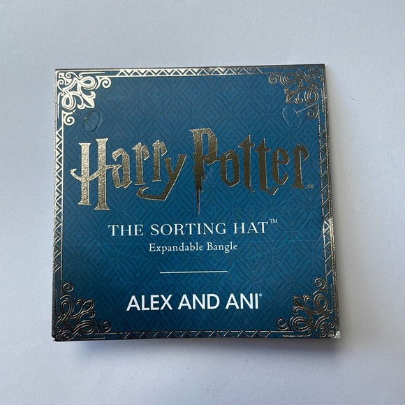 Alex and Ani: Harry Potter Sorting Hat Gold - Picture 2 of 7